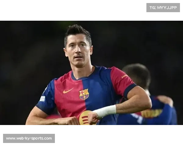 巴萨官方确认莱万大腿股二头肌撕裂伤情休战时间未定